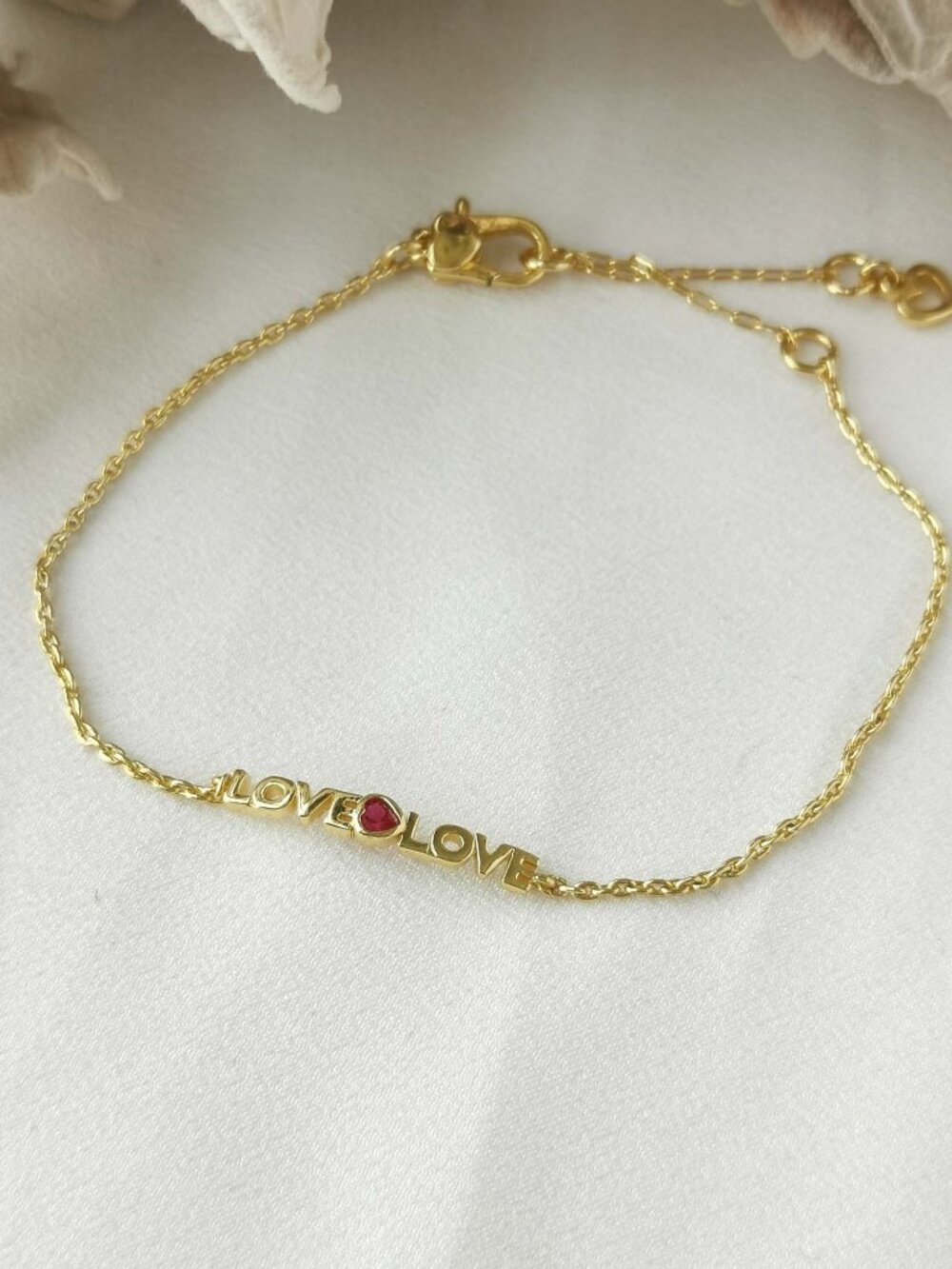 Kate Spade love you mom Gold Bracelet NEW Perfect condition